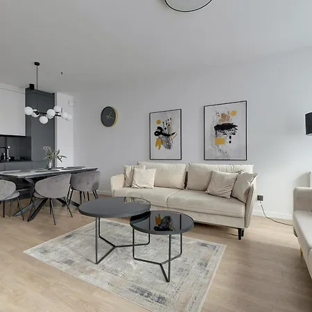 Old Town Scala Lakowa 60 Street *