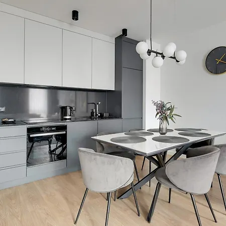 Old Town Scala Lakowa 60 Street